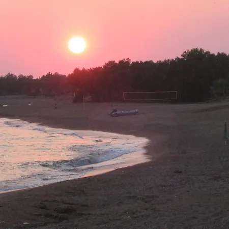 מלון דירות Antonios Village & ארקודי