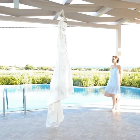 Antonios Village & מלון דירות