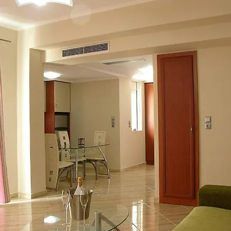 Antonios Village & מלון דירות 4*