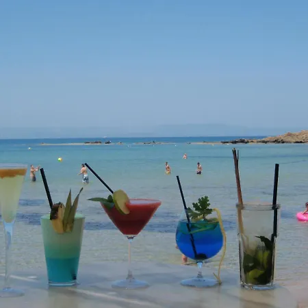 Antonios Village & شقة فندقية