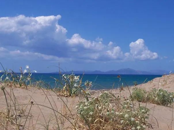 Lägenhetshotell Antonios Village &