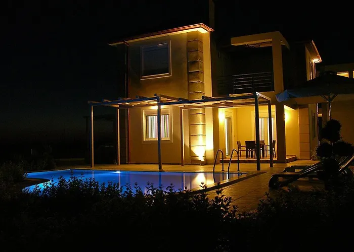 Antonios Village & Arkoudi