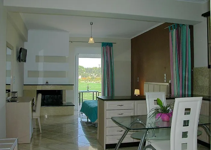 Antonios Village & Lägenhetshotell Arkoudi