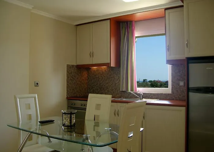 Lägenhetshotell Antonios Village &