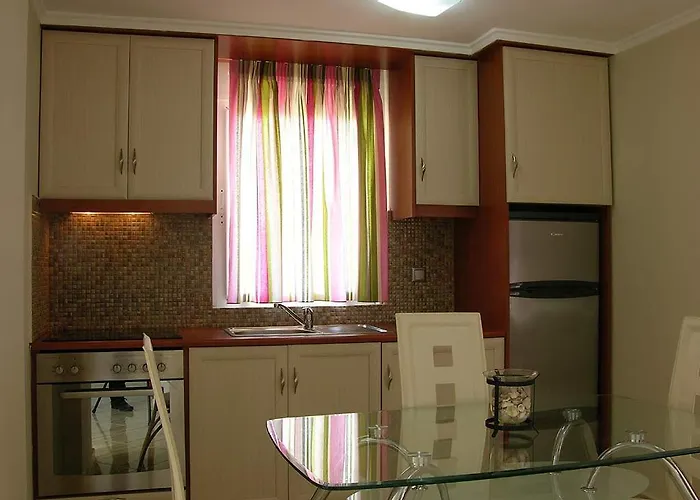 Lägenhetshotell Antonios Village &